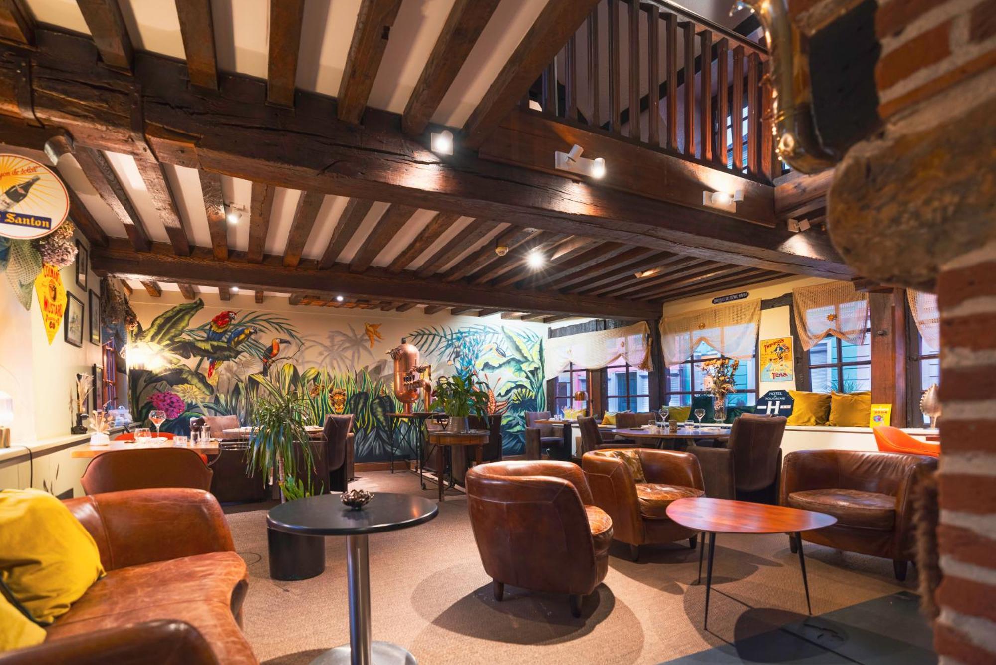 Logis Hotel & Restaurant - Les Hauts De Montreuil Монтрей-сюр-Мер Экстерьер фото